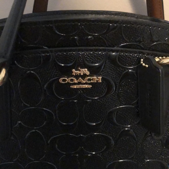 Purse - Picture 2 of 3